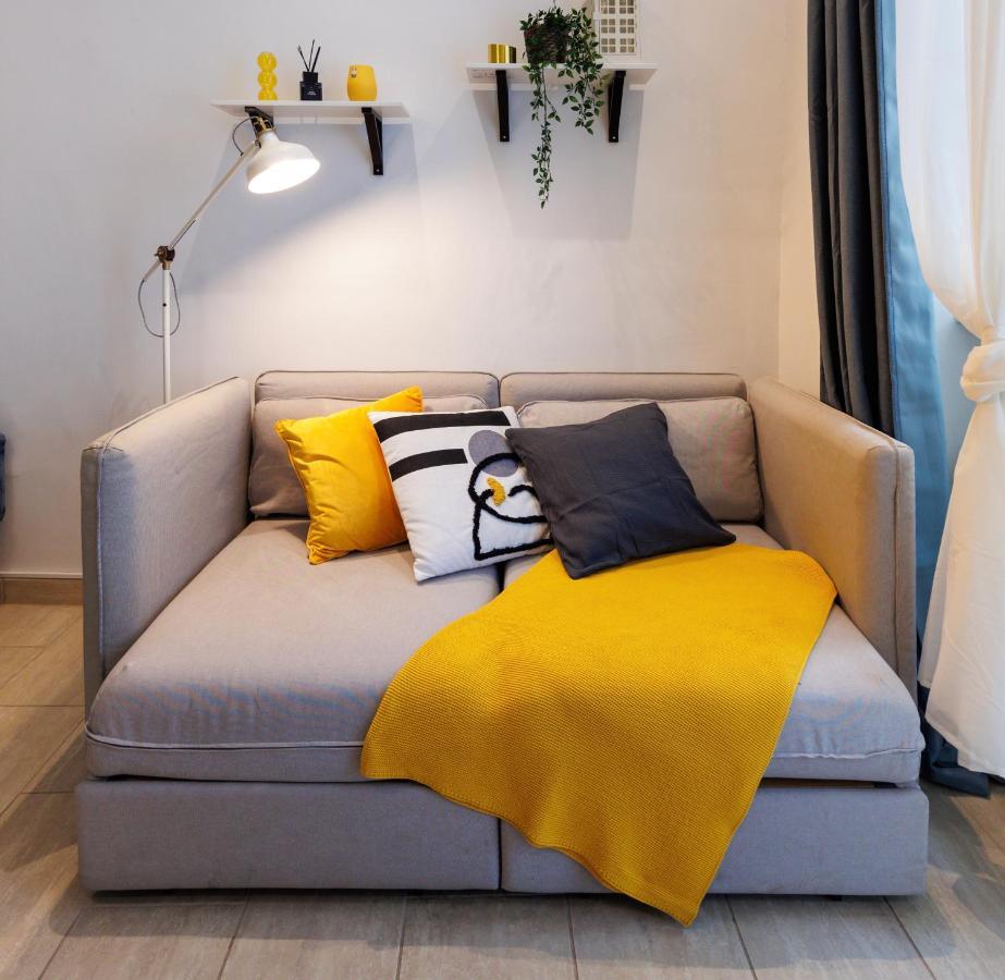 Cozy Market-Square Retreat Located In The Heart Of The 10Th District Vienna Esterno foto